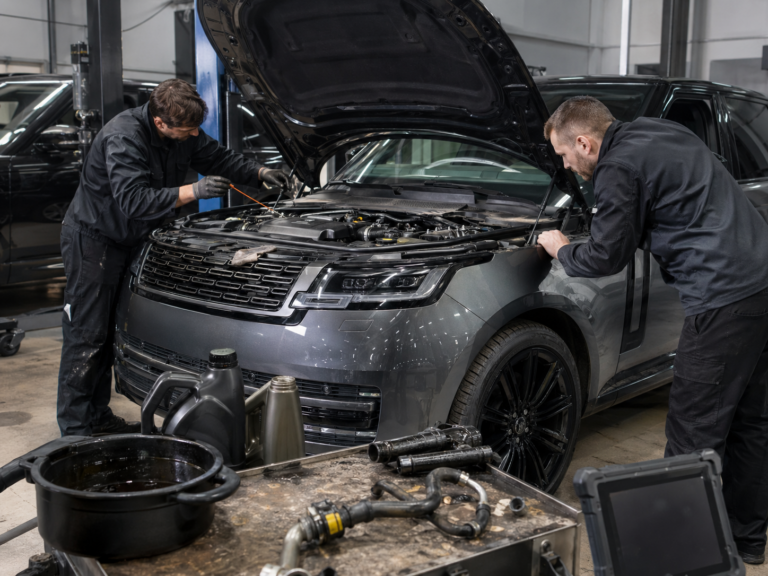 Почему range rover с пробегом начинает расходовать масло